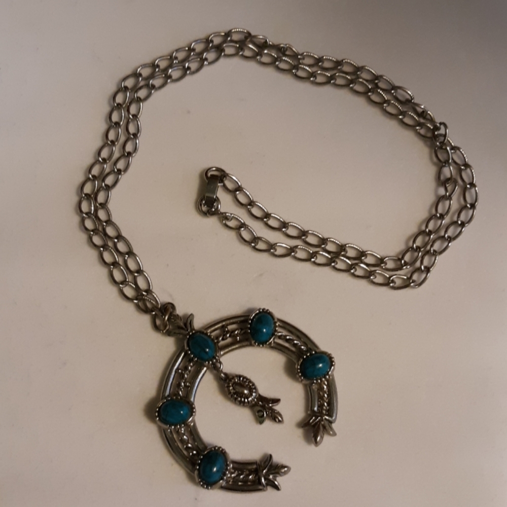 Vintage Art Silvertone & Turquoise Necklace